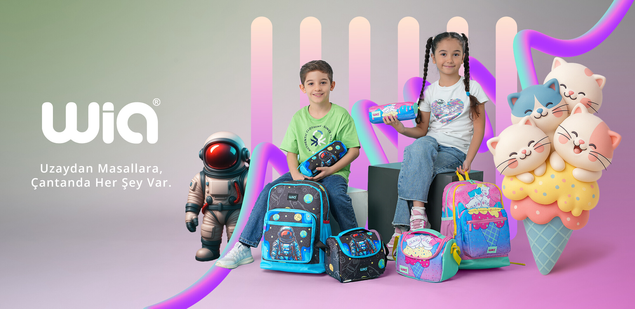 wia marka çanta giyen çocuklar