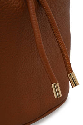 Cambirdge Polo Club Zincir Detaylı Büzgülü Kadın Omuz Çantası MB03 - 16