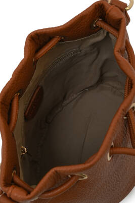 Cambirdge Polo Club Zincir Detaylı Büzgülü Kadın Omuz Çantası MB03 - 18