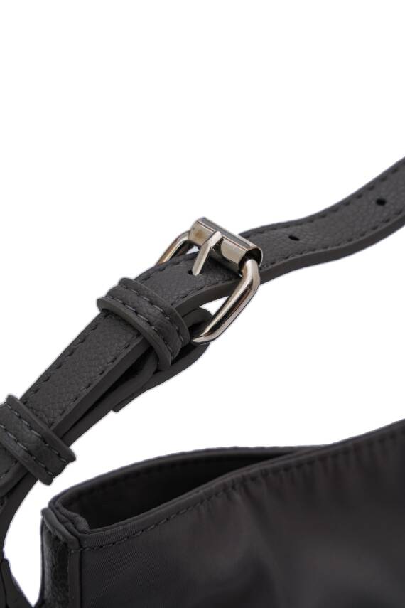 Cambirdge Polo Club Zincir Detaylı Çapraz Askılı Kadın Çanta MB16 - 5