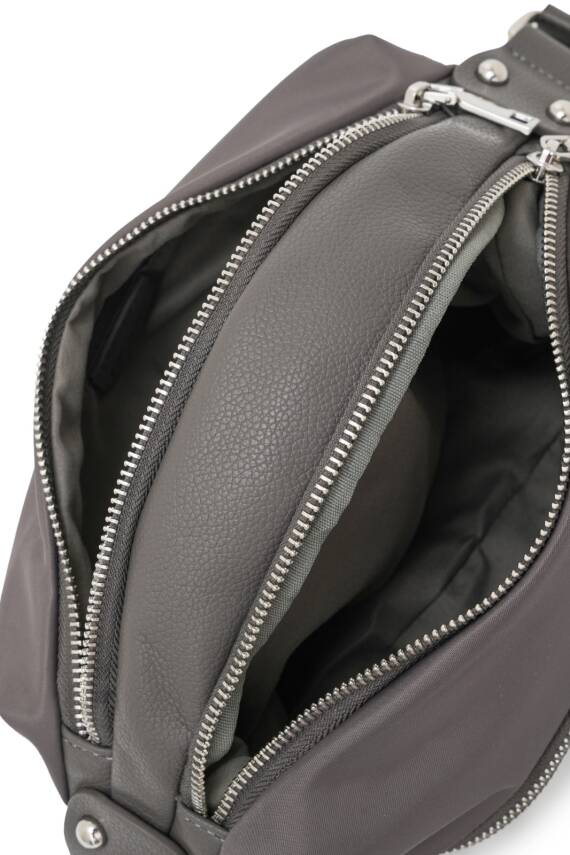 Cambirdge Polo Club Zincir Detaylı Fermuarlı Kadın Omuz Çantası MB15 - 5