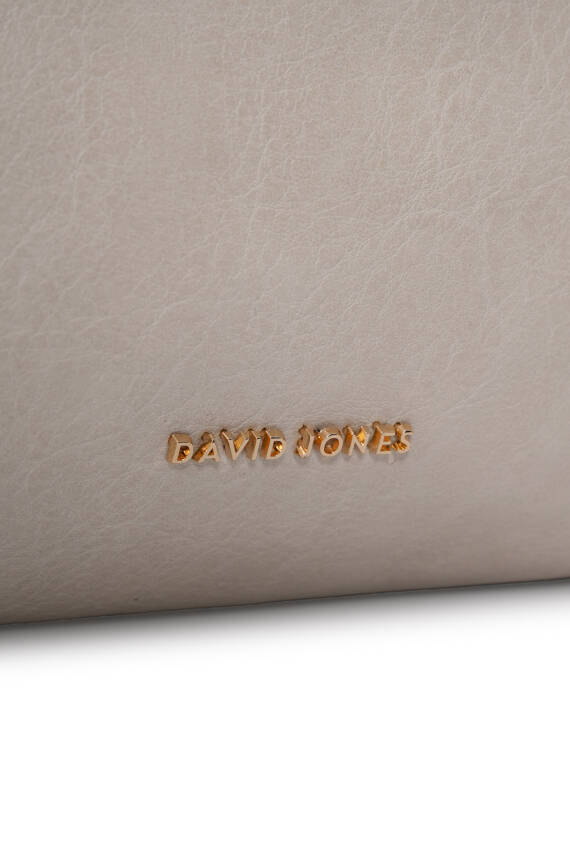 David Jones Kapaklı Fermuar Detaylı Çapraz Askılı Çanta DJ260 - 6