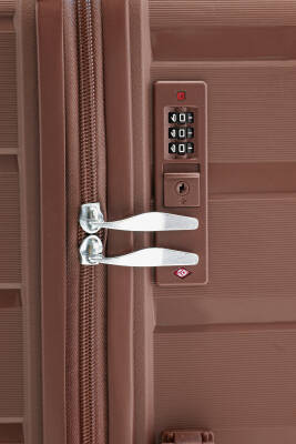 İthal Pp Titan Büyük Boy Valiz - 23