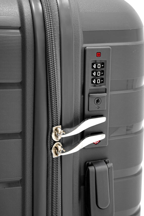 İthal Pp Titan Kabin Boy Valiz - 16