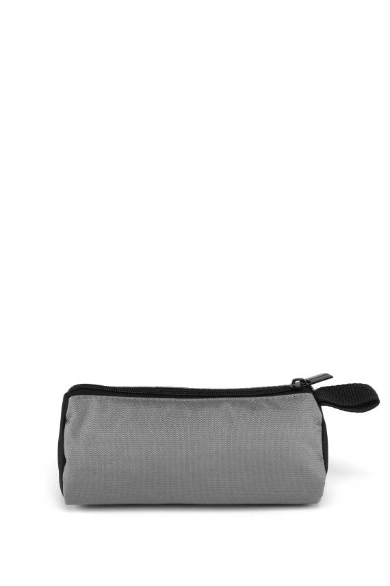 United Colors Of Benetton. 1965 Logo Baskılı Erkek Çocuk Üçgen Kalemlik - 6