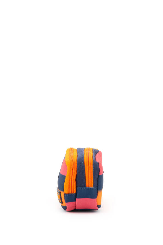 United Colors Of Benetton. Şerit Detaylı Çift Bölme Erkek Çocuk
Kalemlik - 4